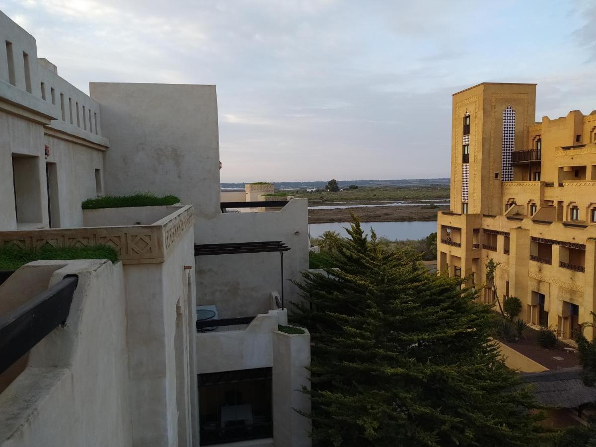 Dos Dormitorios Con Tres Terrazas En Cuarta Planta Isla Canela Exterior foto